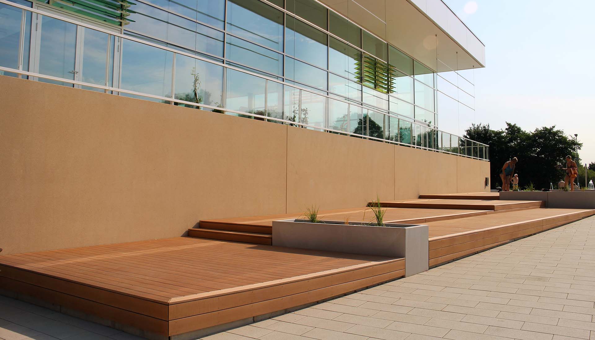 Treppenstufen aus WPC Terrassendielen