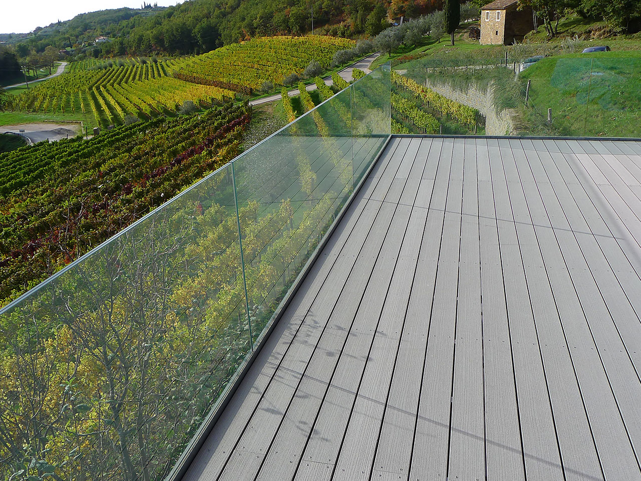 WPC Dielen Terrasse grau