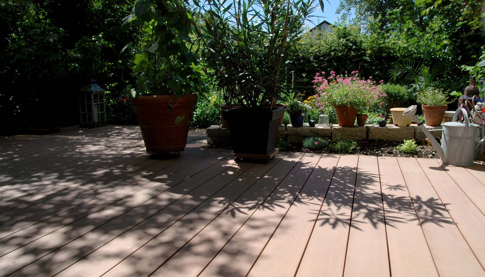 Terrassengestaltung mit MYDECK® - mediterran oder modern