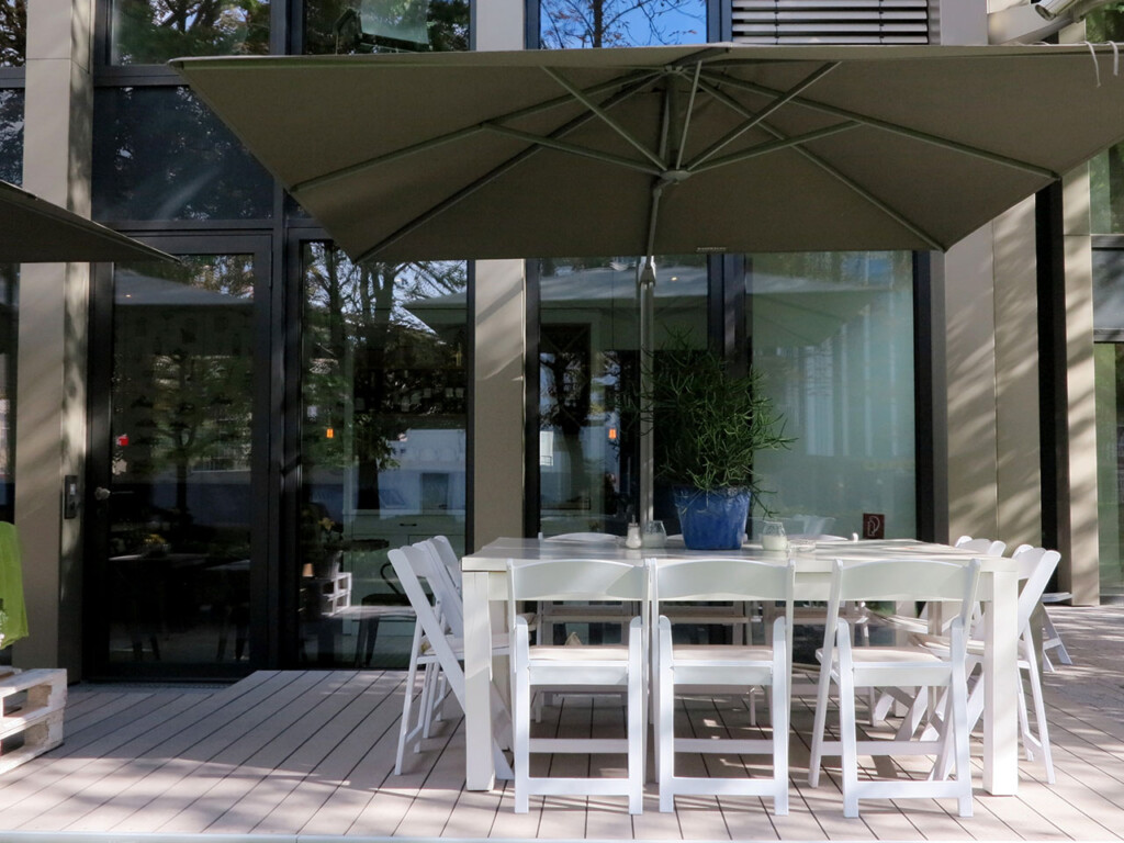 WPC Terrassendielen bestellen - online im Shop oder über die Zentrale